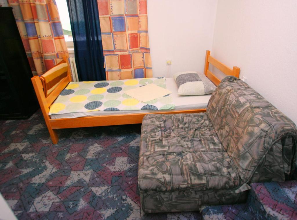 Hostel 021 Novi Sad Zimmer foto